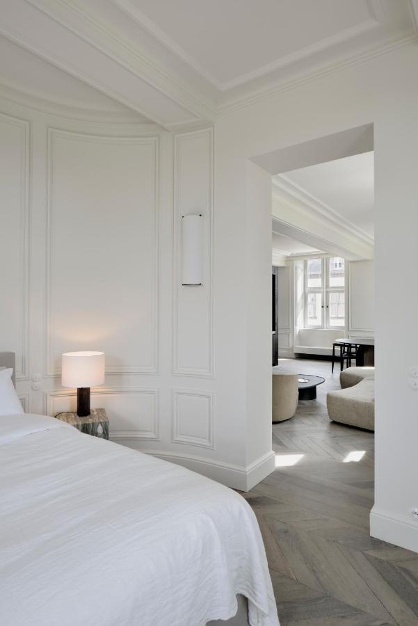 Le Chateau De Mirwart 外观 照片