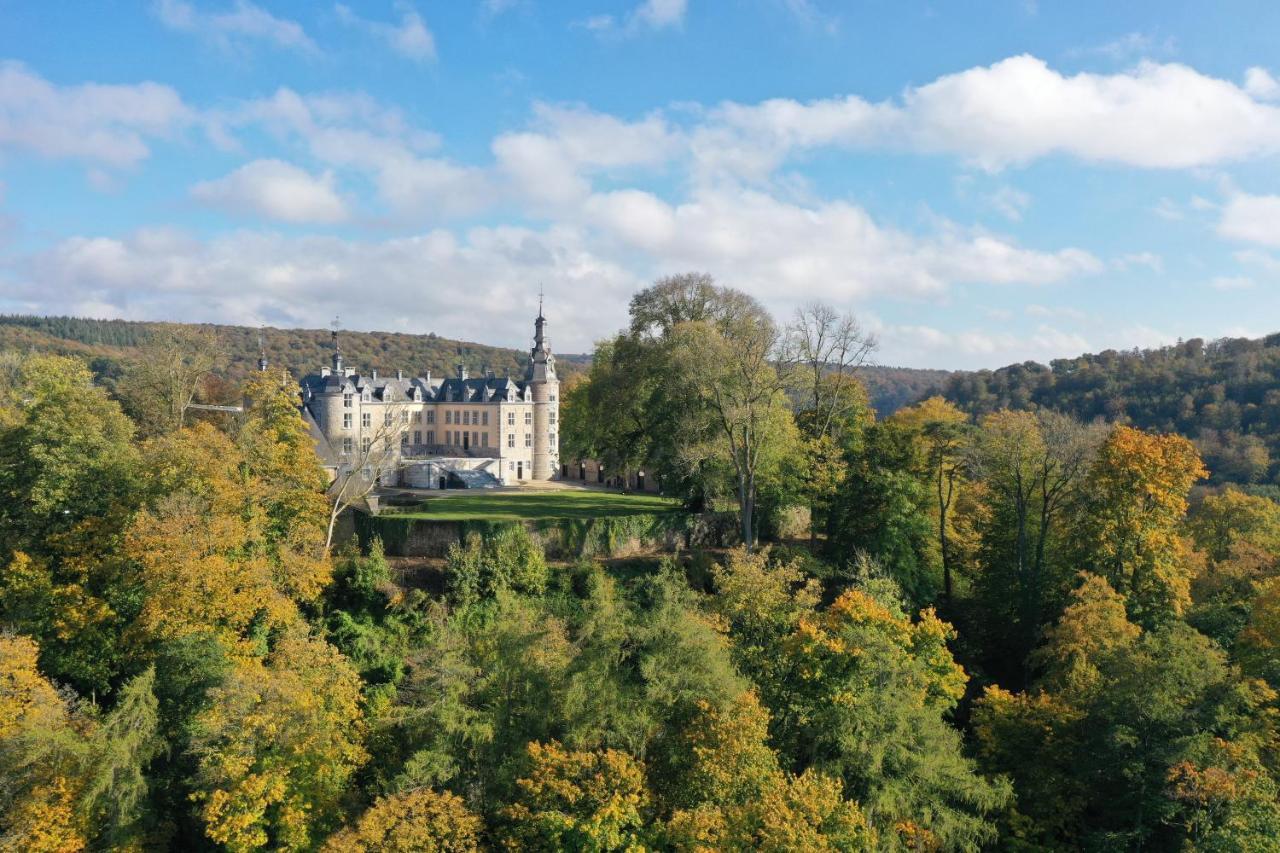 Le Chateau De Mirwart 外观 照片